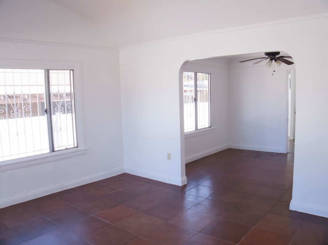 Building Photo - 540 W 107th St