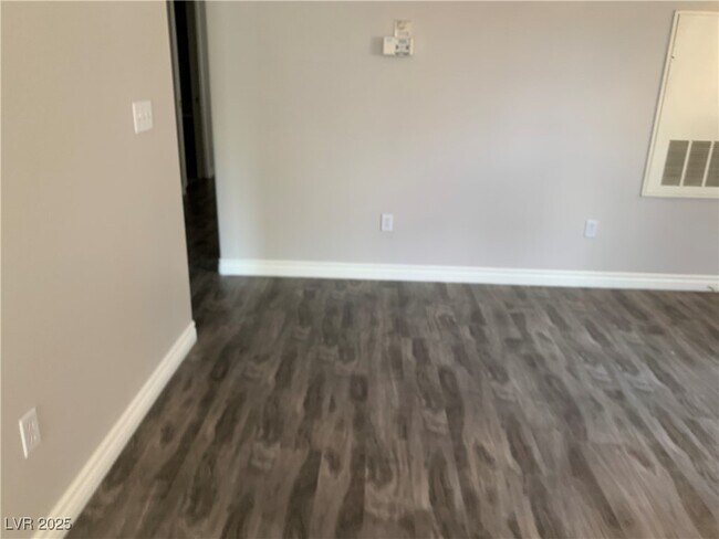 Building Photo - 1510 Ruby Cliffs Ln