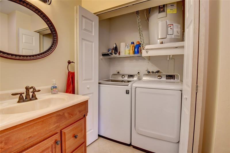 Building Photo - 9316 Ketay Cir