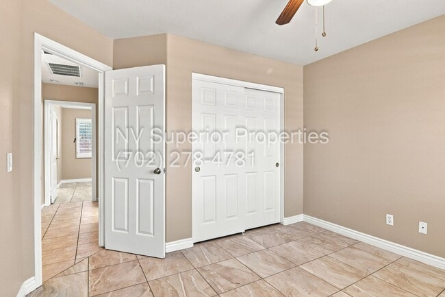Building Photo - 3876 Waynesvill St