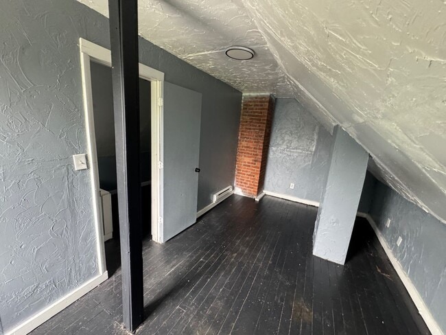 Building Photo - 13302 Cranwood Dr