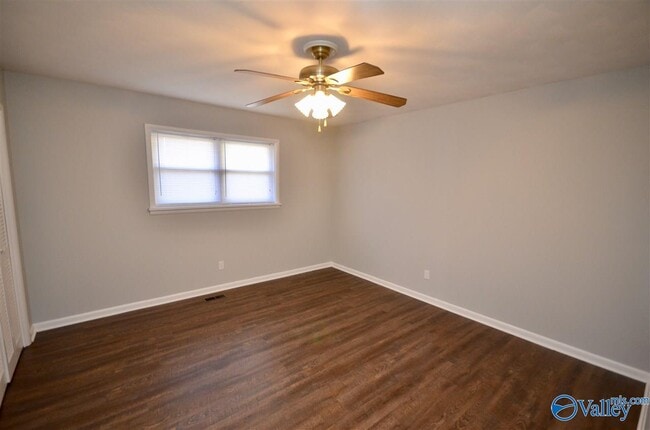 Building Photo - 804 Hodges St NW