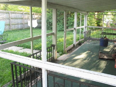 Patio off of garage - 921 N 4th St