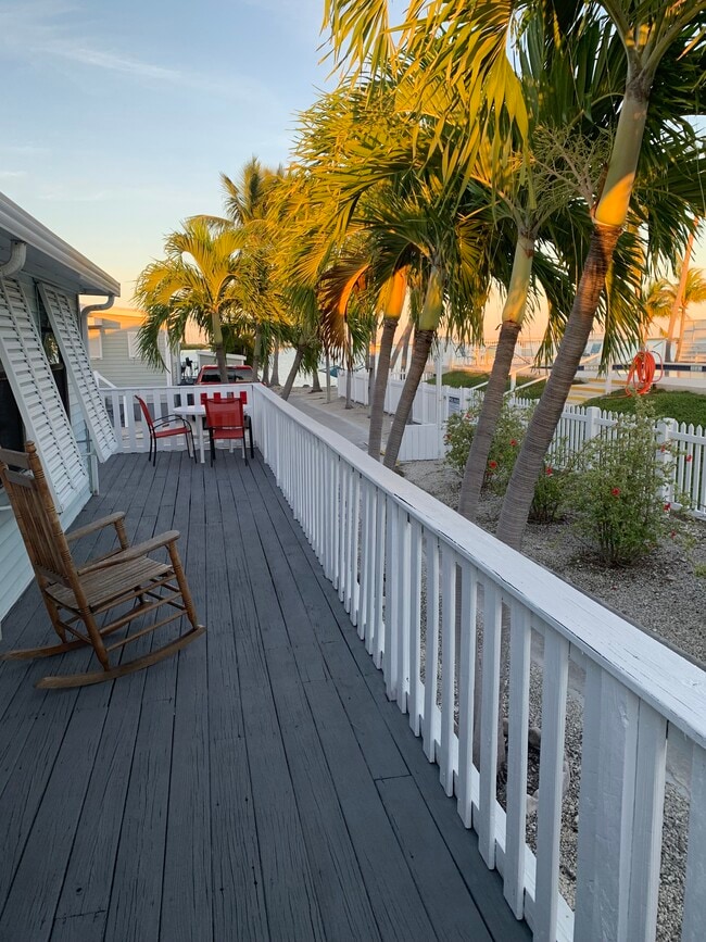 Building Photo - 55 Boca Chica Rd