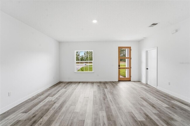 Building Photo - 785 Marion Oaks Trail