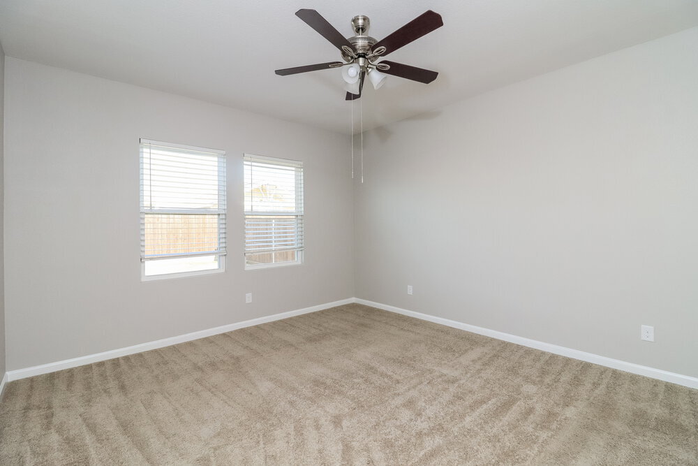 Building Photo - 10332 Jameson Ln
