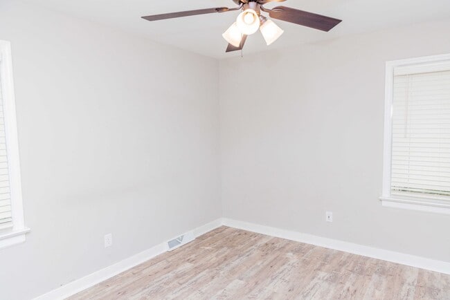 Building Photo - Settle in to this beautiful 3 bed 3 bath in Mechanicsville!