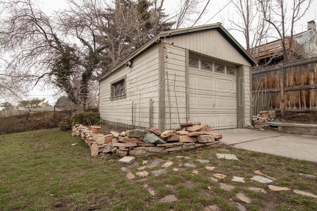 Building Photo - 575 N I St