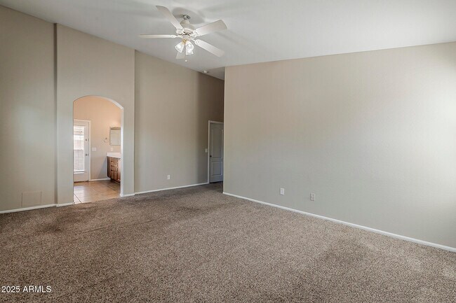 Building Photo - 7358 N 72nd Ave