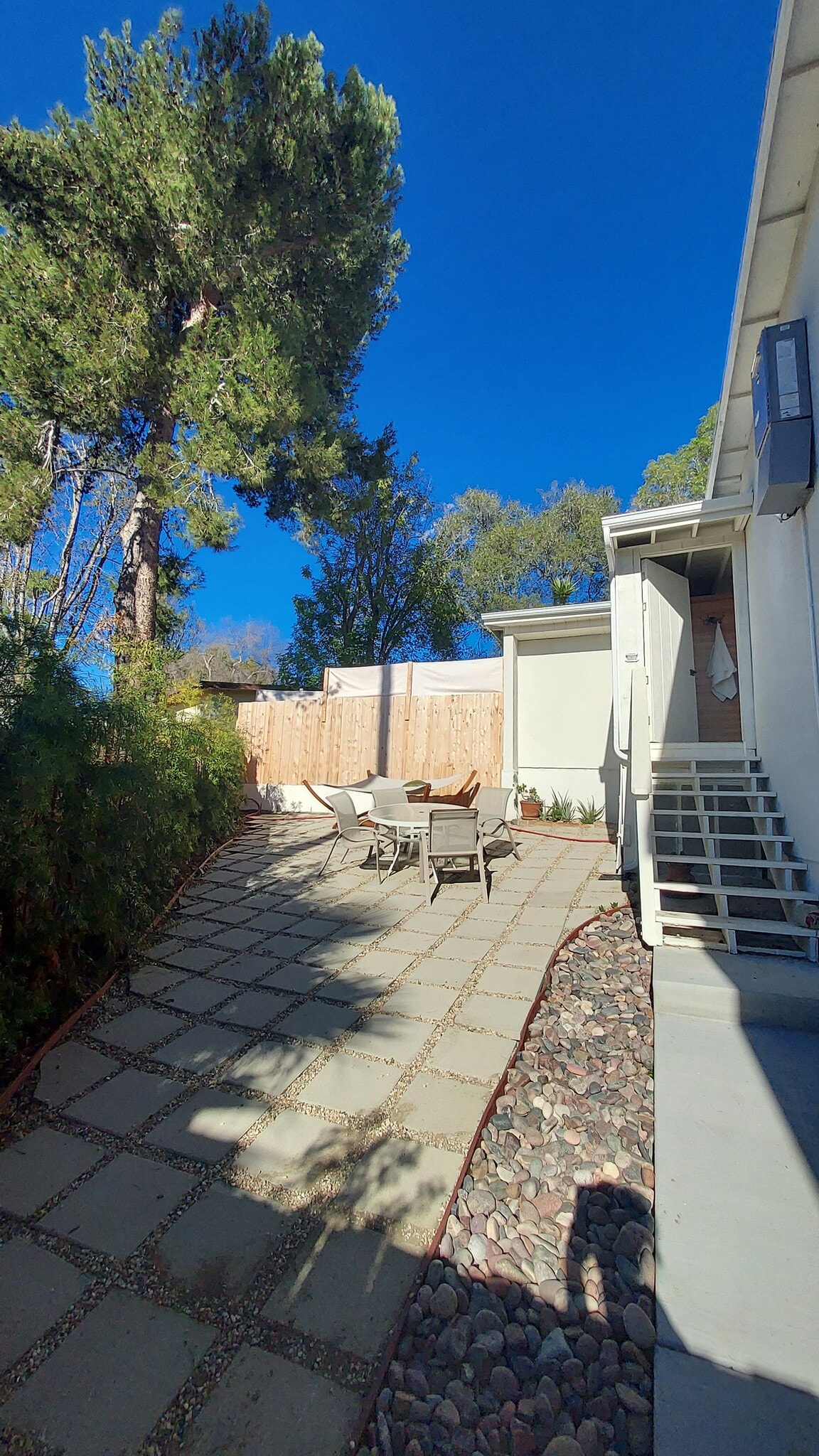 Your private continuously fenced part - 603 Sunset Dr