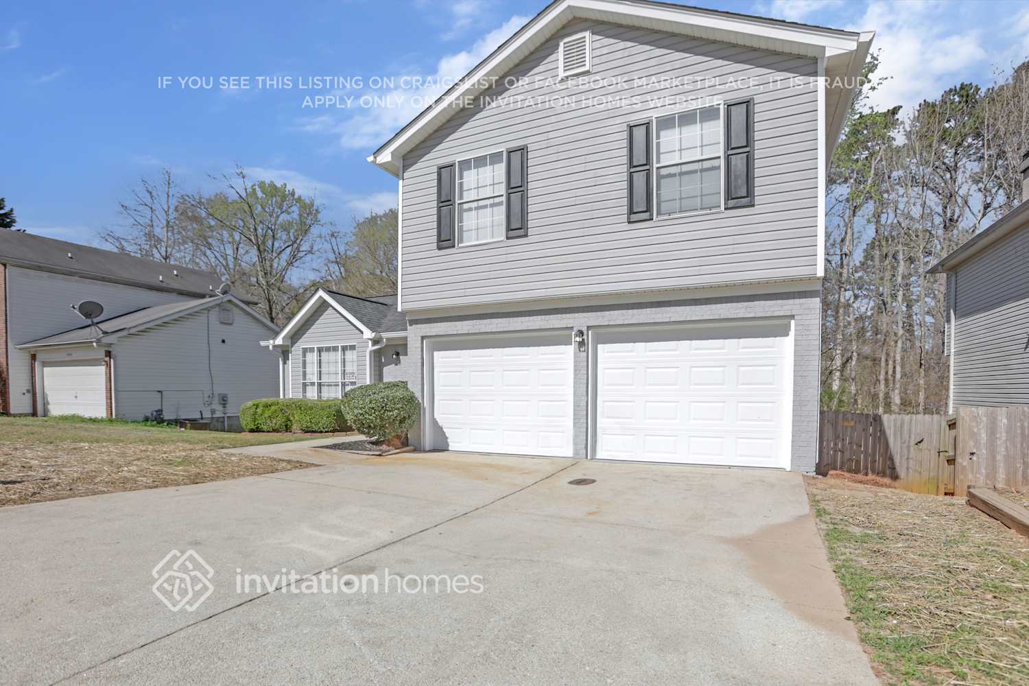 Building Photo - 2200 Ramblewood Cir