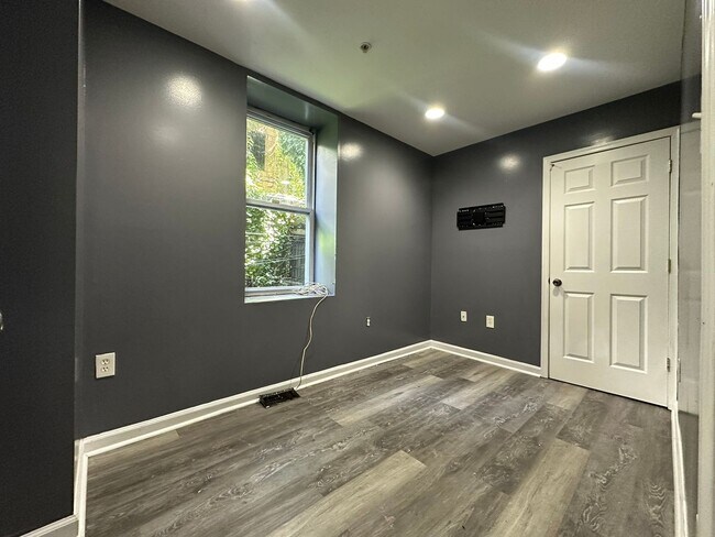 Building Photo - 2144 N 18th St