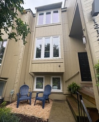 Building Photo - 12125 Shore View Dr