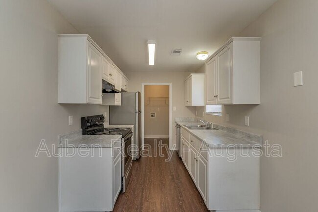 Building Photo - 3609 Stanton Ct