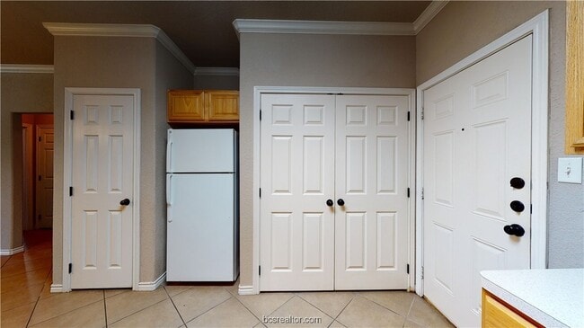 Building Photo - 109 Kleine Ln