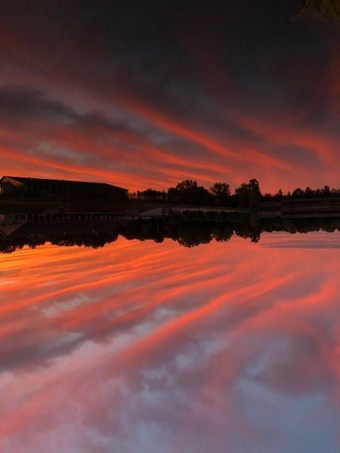 Building Photo - 6740 Spirit Lake Dr