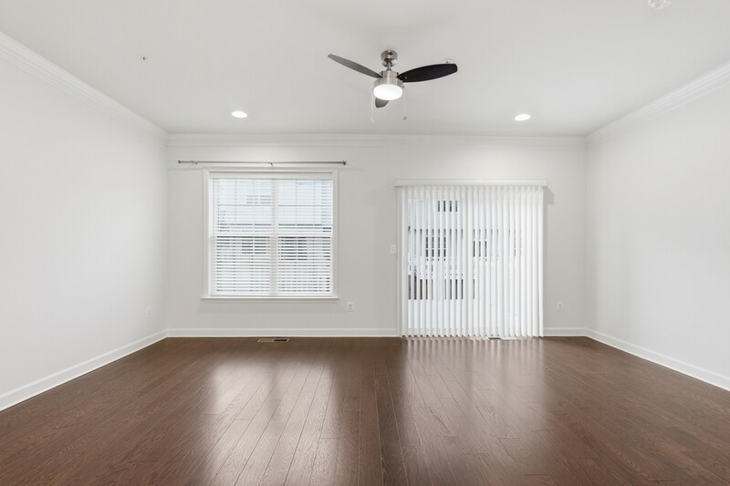 Building Photo - 3042 Mia Ln