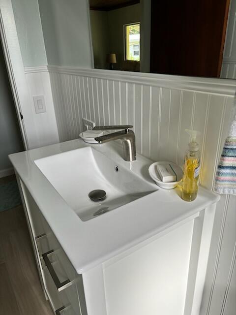 Building Photo - 4404 SE Mulford Ln