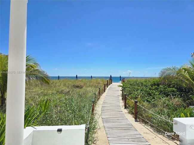 Building Photo - 3600 Galt Ocean Dr