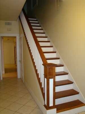 Building Photo - Charming 3 bedroom 4 blocks to the beach!