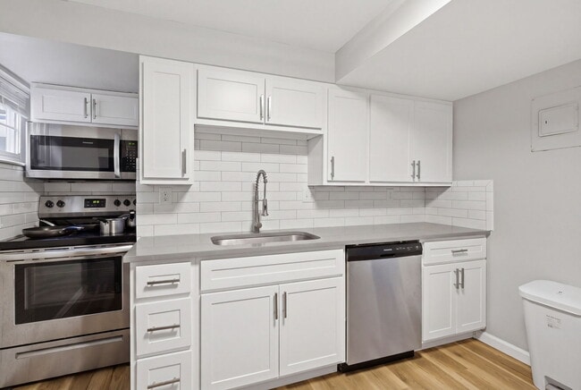 Building Photo - 6244 Gravois Ave
