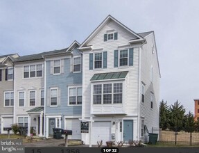 Building Photo - 3458 21st St SE