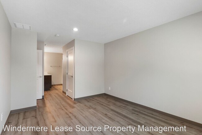 Building Photo - 3 br, 2 bath House - 710 N Jones Lane