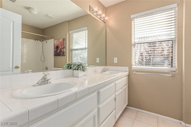 Building Photo - 8612 Sierra Cima Ln