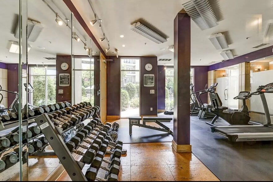 Building Photo - 390 17th St NW