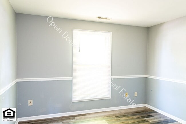 Building Photo - 7726 Tipperary Trail