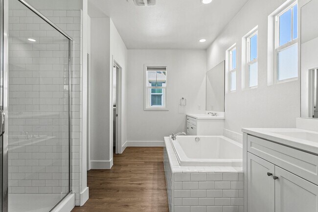 Building Photo - Stunning 4-Bedroom Home in Gated Tribella Community!