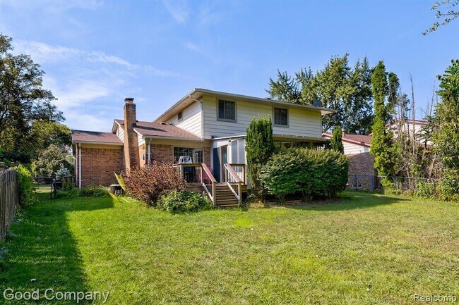 Building Photo - 41490 Hanford Rd