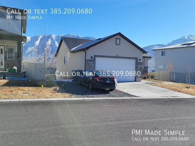 Building Photo - Charming Upper level 3 Bedroom Home