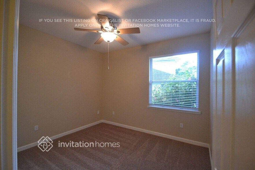 Building Photo - 1855 Lexington Pl