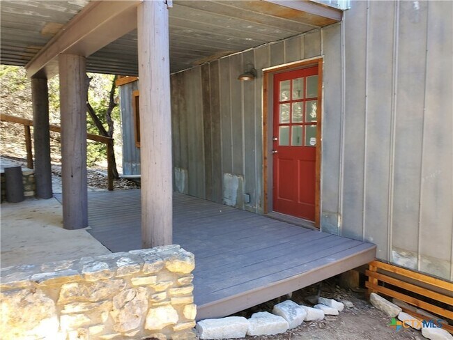 Building Photo - 238 Ledgeview Dr