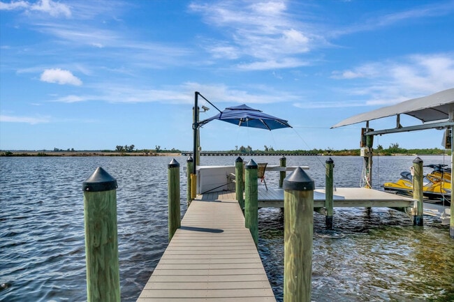 Building Photo - 4408 E Riverside Dr