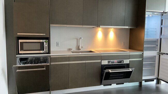 Building Photo - 1808 Minor Ave