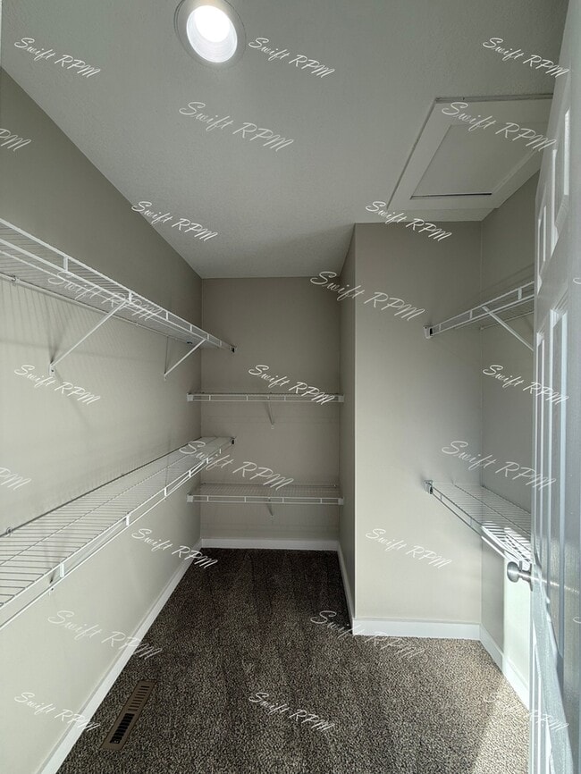 Building Photo - 119 Kickapoo St