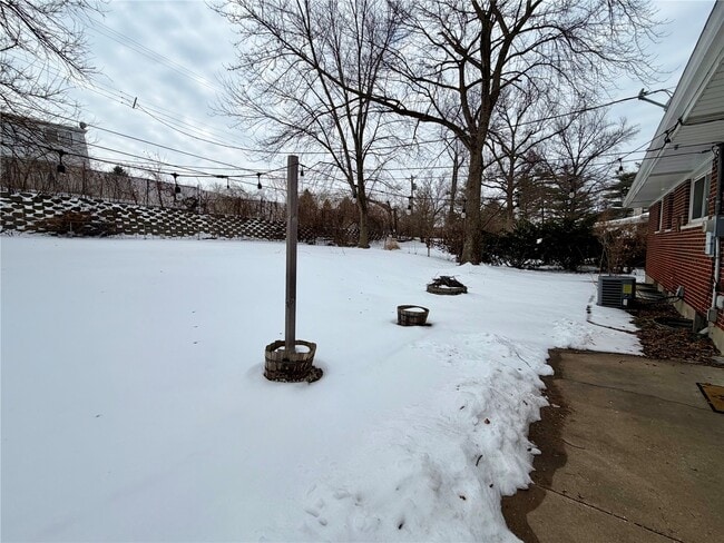 Building Photo - 317 Thomas Ave