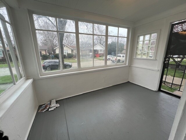 Building Photo - 11218 S Parnell Ave
