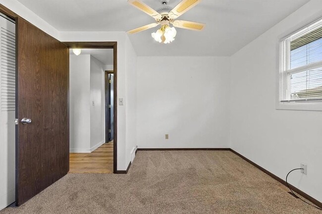 Building Photo - 1581 Biemeret St
