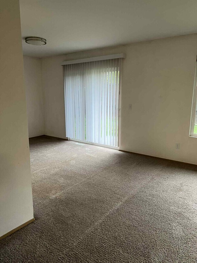 Building Photo - 2966 Sprague St