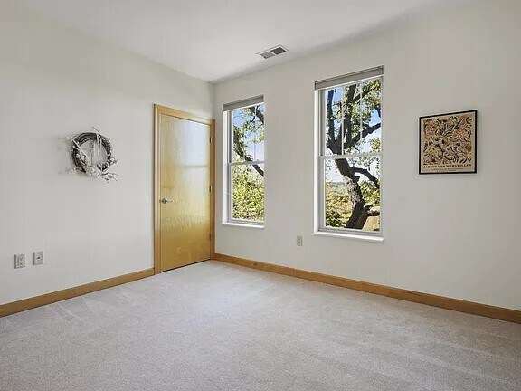 Building Photo - 8253 Mayo Dr