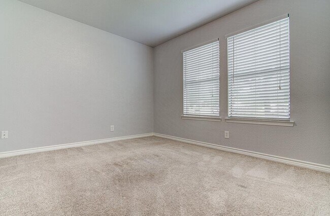 Building Photo - 12111 Missel Thrush Ct