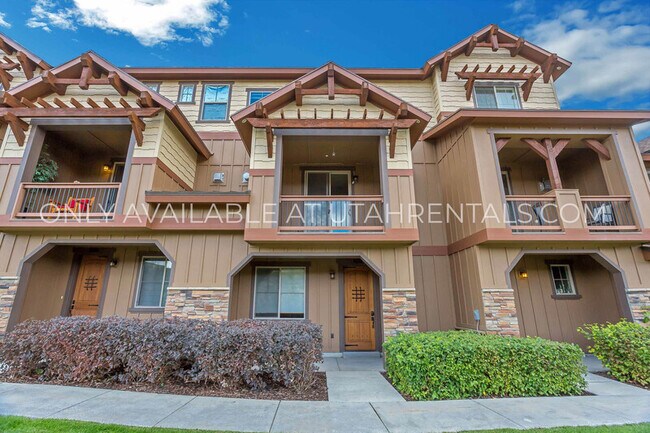 Building Photo - 13412 N Alexis Dr