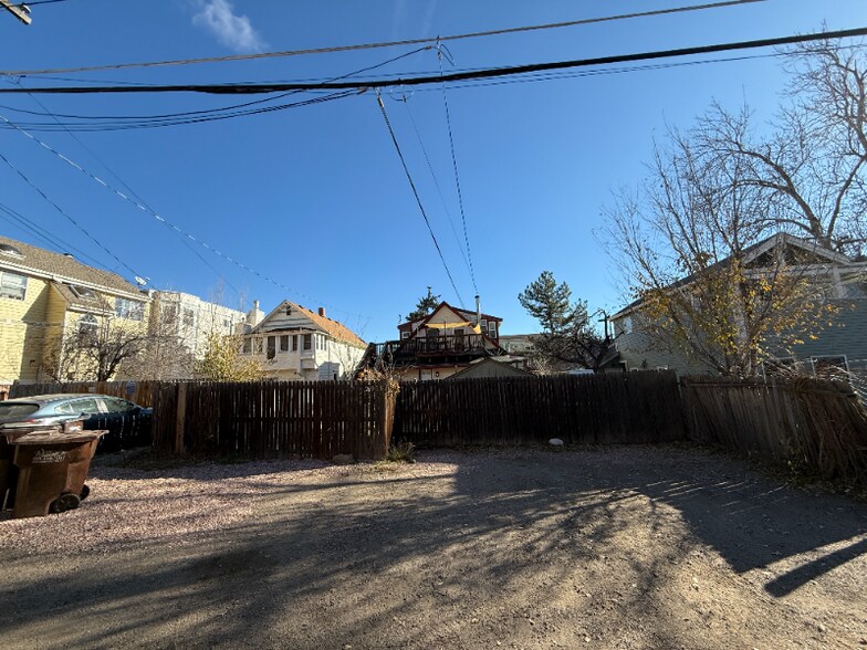 Building Photo - 2935 Broadway