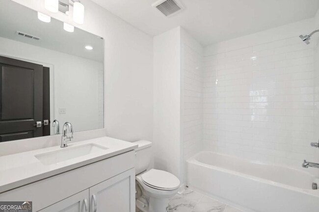 Building Photo - 432 Burton Dr