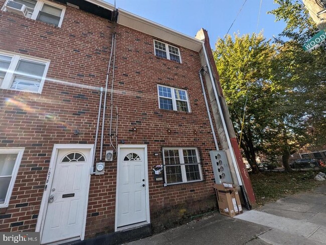 Primary Photo - 2020 W Norris St