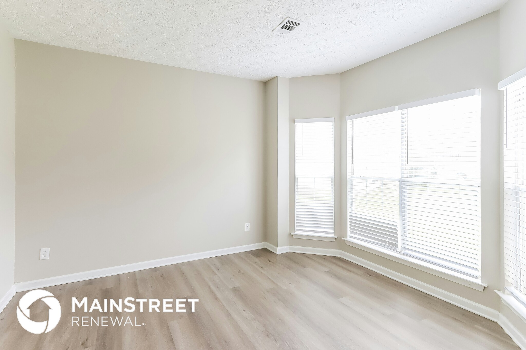 Building Photo - 8626 Glendevon Ct