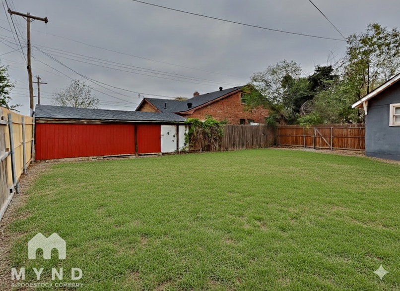 Building Photo - 2217 36th St